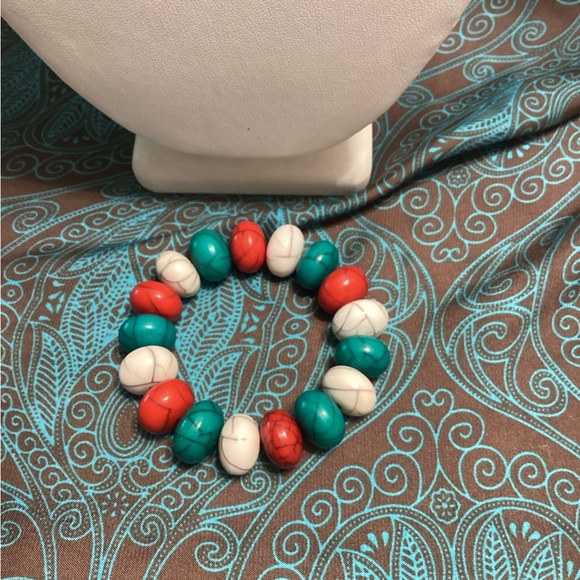 MULTI STONE BRACELET - Picture 2 of 4